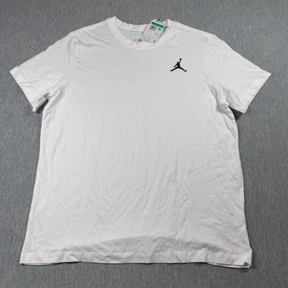 Jordan Shirt Mens XL White Jumpman Graphic Embroidered Crew Neck Tee DC7485-100